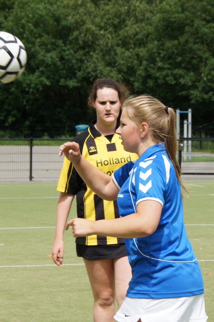 Korfbal B4  24 mei-008.JPG